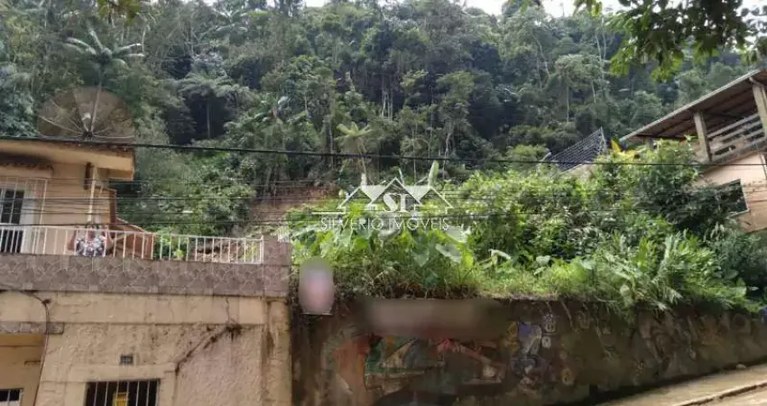 Terreno à venda no Castelanea, Petrópolis 