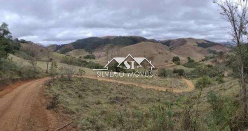 Terreno à venda no Pedro do Rio, Petrópolis 