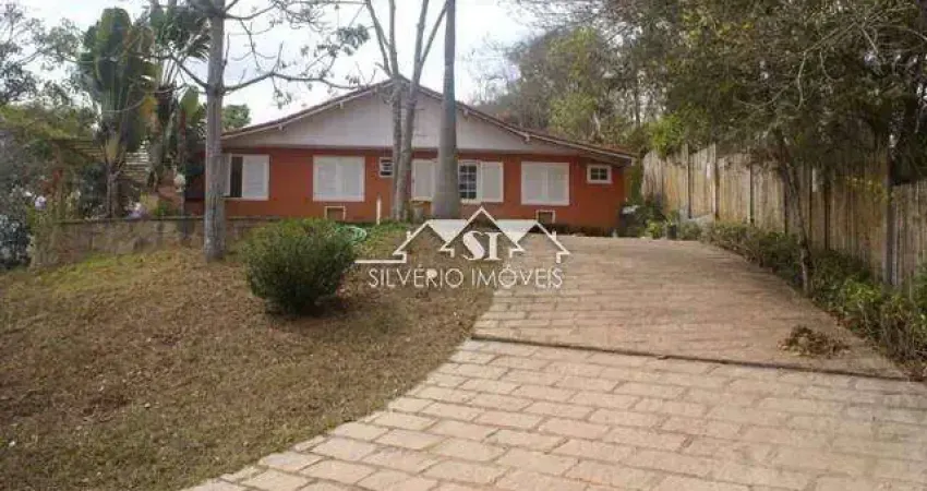 Casa com 3 quartos para alugar em Itaipava, Petrópolis 