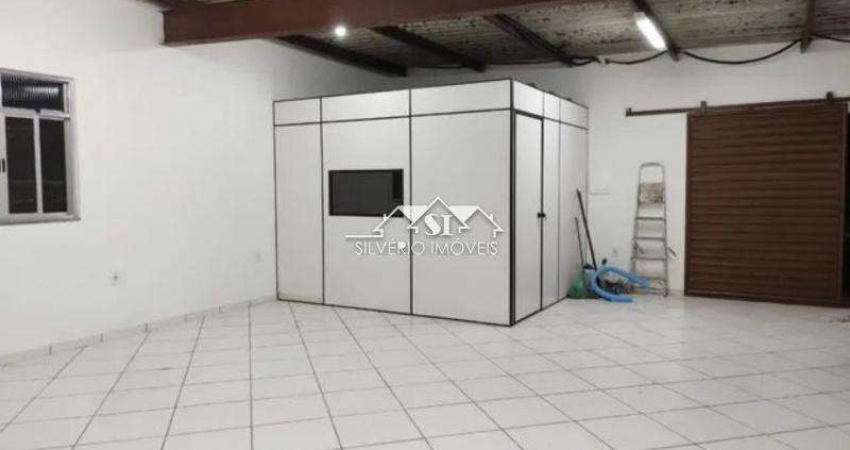 Barracão / Galpão / Depósito para alugar no Quitandinha, Petrópolis 