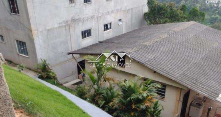 Apartamento- Petrópolis, Quitandinha