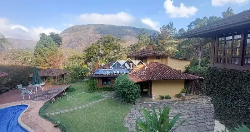 Casa- Petrópolis, Araras