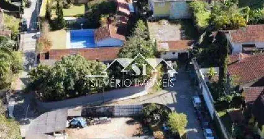 Terreno à venda no Quitandinha, Petrópolis 