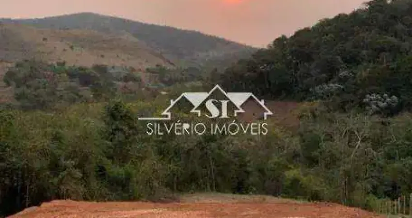 Terreno à venda no Centro, Areal 