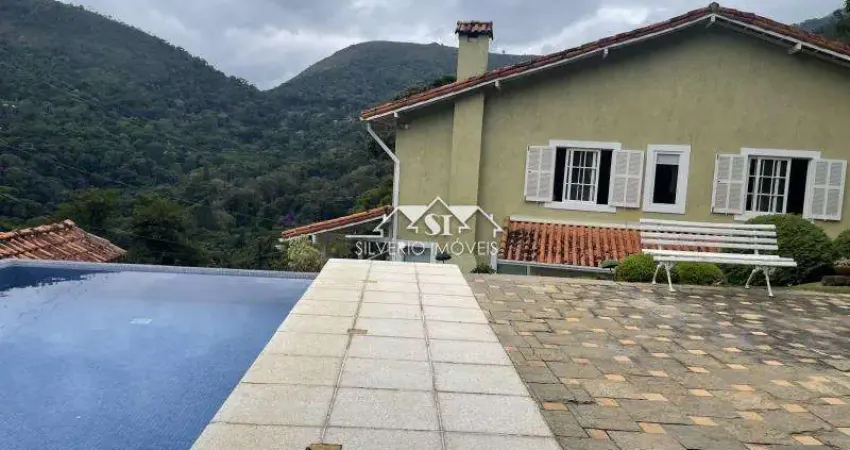 Casa- Petrópolis, Nogueira