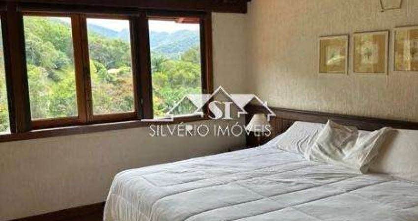 Apartamento- Petrópolis, Araras