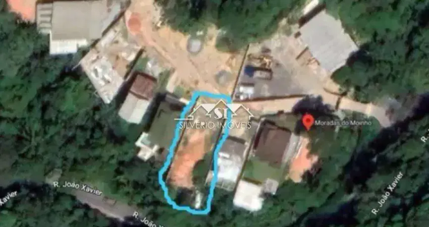 Terreno à venda na Nova Macaé, Petrópolis 