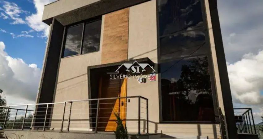 Casa com 4 quartos para alugar no Albuquerque, Teresópolis 