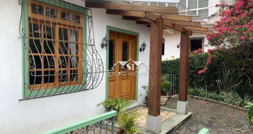 Casa com 4 quartos à venda no Mosela, Petrópolis 