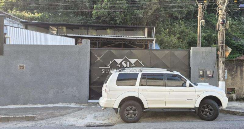 Barracão / Galpão / Depósito para alugar no Quitandinha, Petrópolis 