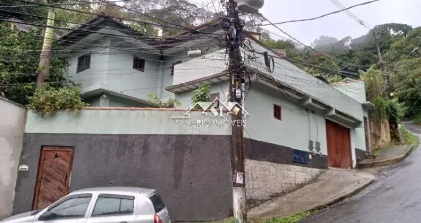 Casa com 2 quartos à venda na Chácara Flora, Petrópolis 