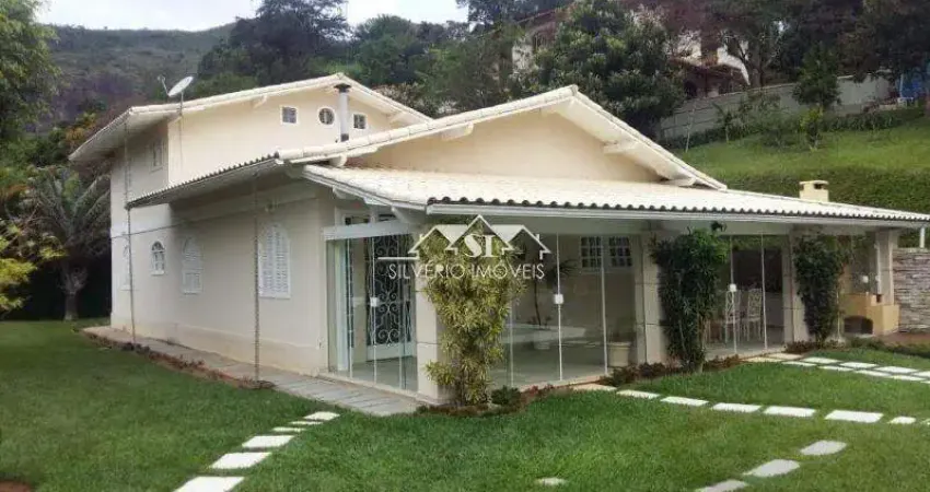 Casa com 3 quartos à venda no Nogueira, Petrópolis