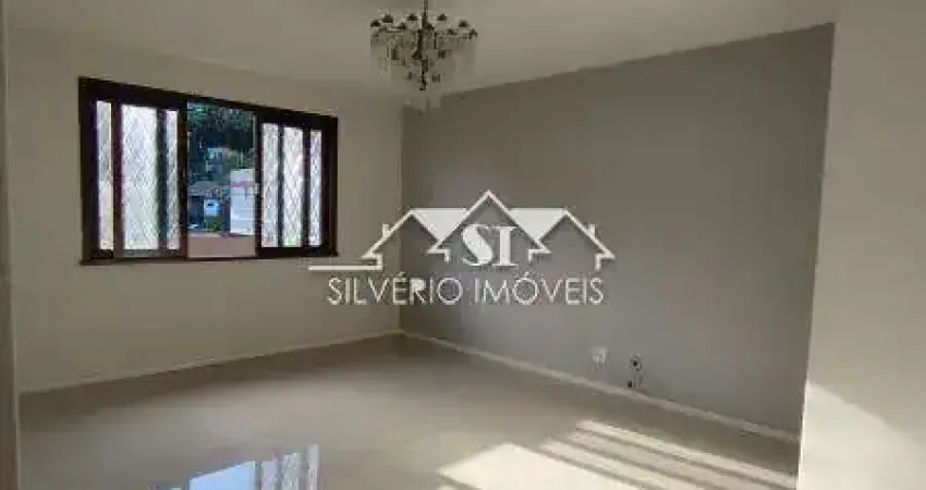 Apartamento- Petrópolis, Quitandinha