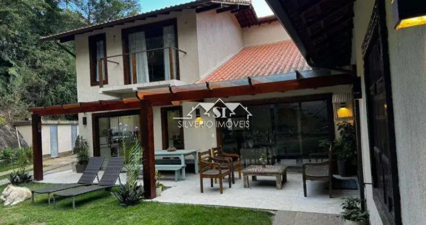 Casa em condomínio fechado com 3 quartos à venda no Nogueira, Petrópolis 