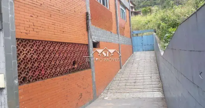 Casa comercial à venda no Quitandinha, Petrópolis 