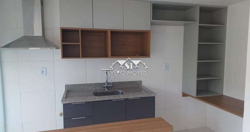 Apartamento com 2 quartos para alugar no Nogueira, Petrópolis 