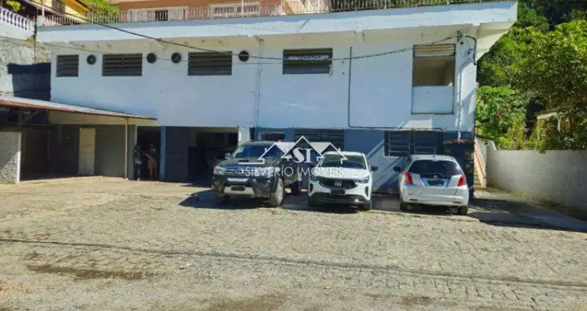 Barracão / Galpão / Depósito para alugar no Bingen, Petrópolis 