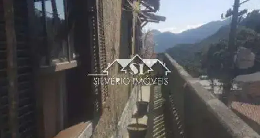 Casa com 3 quartos para alugar no Quitandinha, Petrópolis