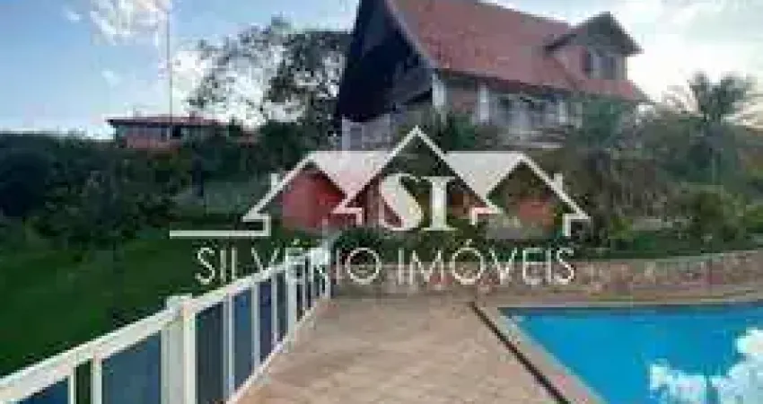 Casa com 8 quartos para alugar em Itaipava, Petrópolis