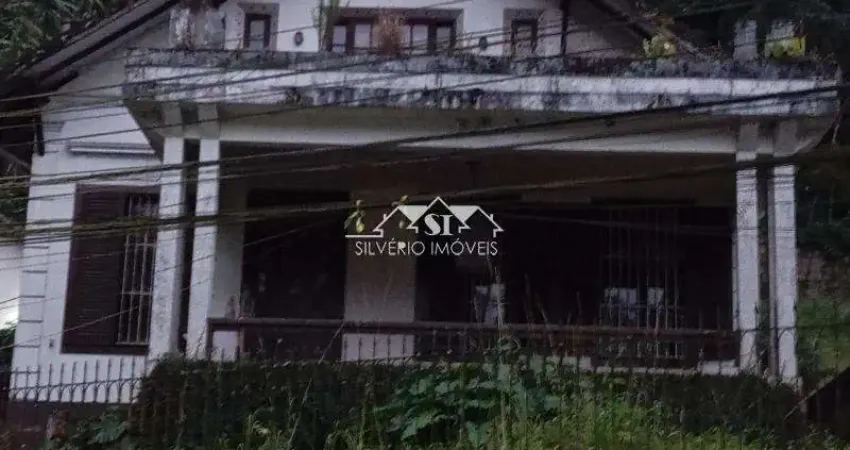 Casa com 6 quartos à venda no Mosela, Petrópolis