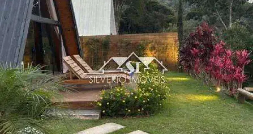 Casa comercial à venda no Campo Limpo, Teresópolis