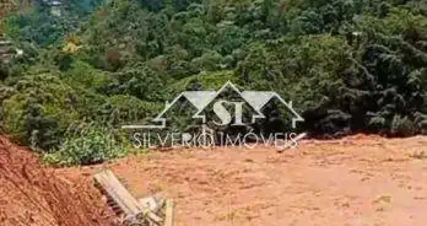 Terreno à venda no Caxambu, Petrópolis