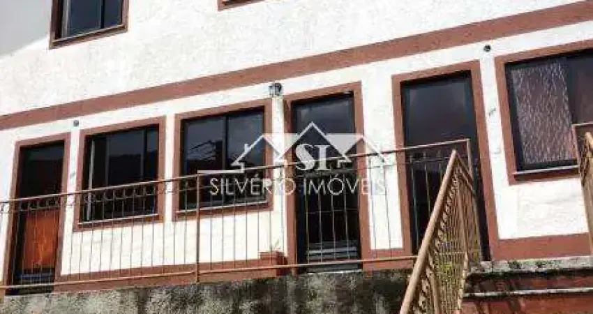 Apartamento com 2 quartos para alugar no São Sebastião, Petrópolis