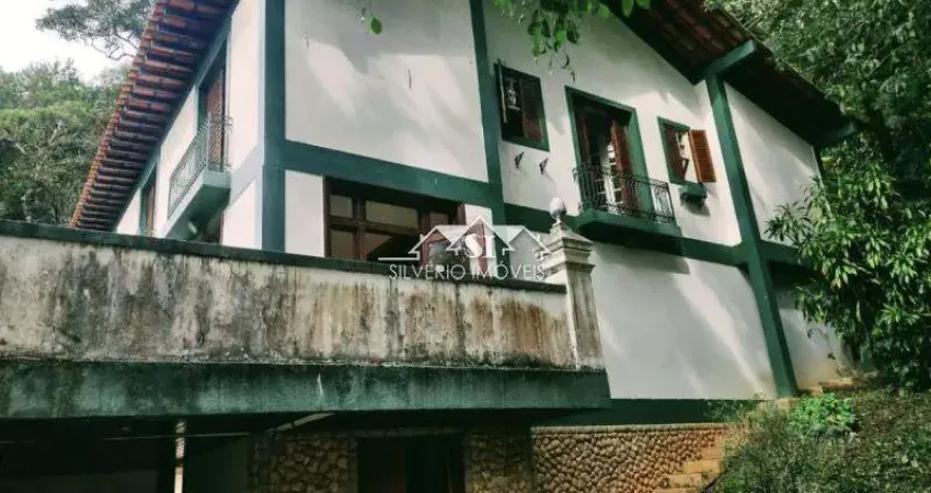 Casa com 4 quartos para alugar no Retiro, Petrópolis