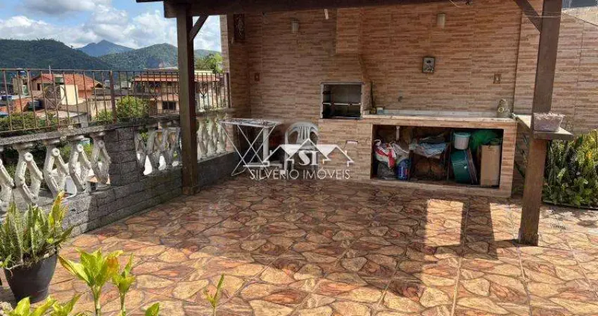 Casa com 2 quartos para alugar no Samambaia, Petrópolis