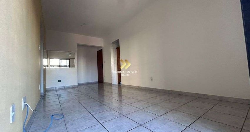 Apartamento de 2 Quartos com 2 Sacadas no Canto do Forte em Praia Grande