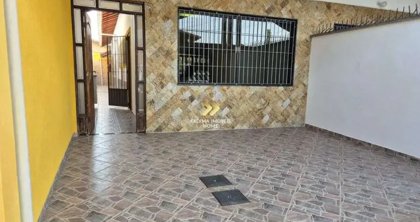 Casa Térrea de 2 Quartos com Suíte
