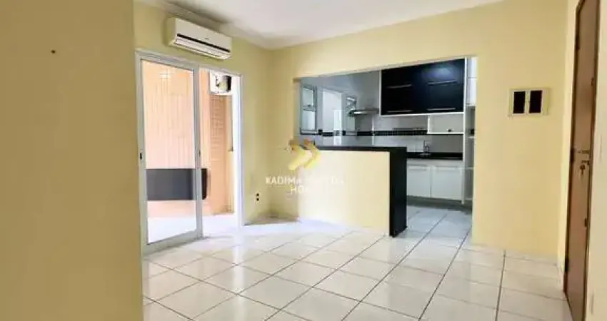 Apartamento 1 dormitório ar condicionado 300 mts/mar vila guilhermina pg