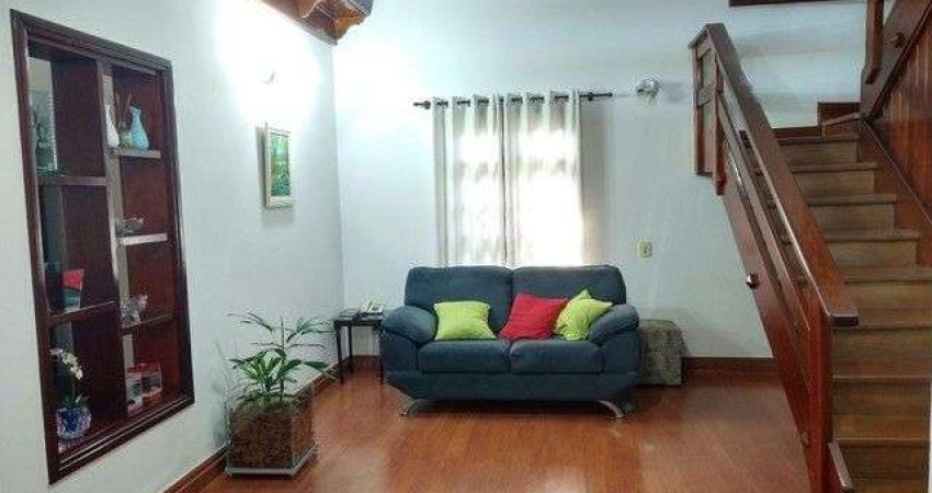 Sobrado com 5 dormitórios à venda, 250 m² por R$ 1.160.000,00 - Bosque dos Eucaliptos - São José dos Campos/SP