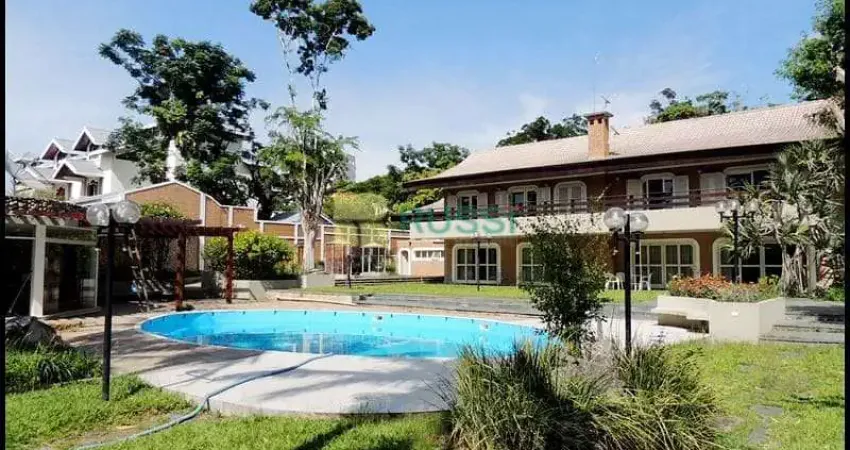 Sobrado com 4 dormitórios à venda, 690 m² - Bosque dos Eucaliptos - São José dos Campos/SP