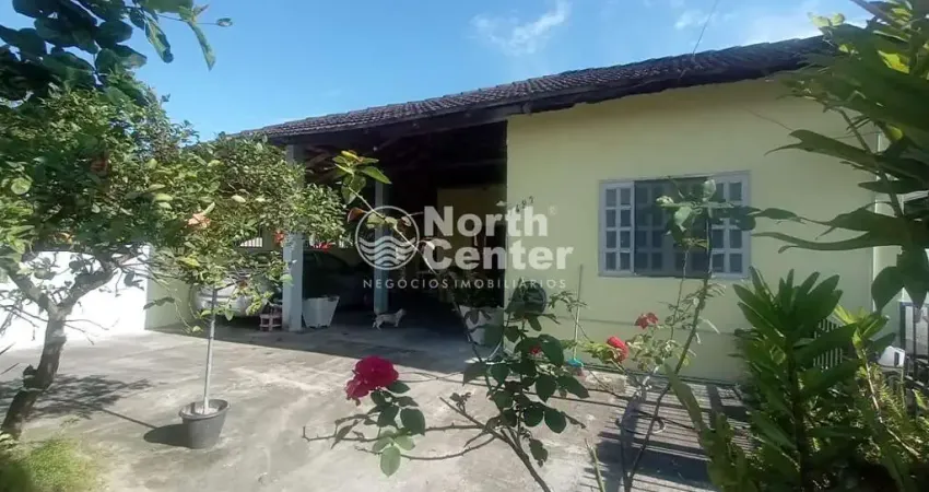 Casa Ampla e Espaçosa à venda, Bairro Costeira, Balneário Barra do Sul, SC