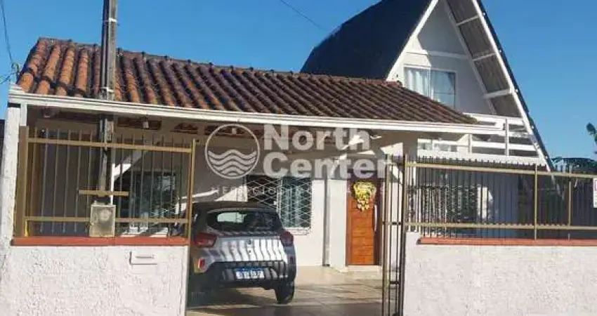 Casa Ampla com Piscina e Área de Lazer à venda, Bairro Costeira, Balneário Barra do Sul, SC
