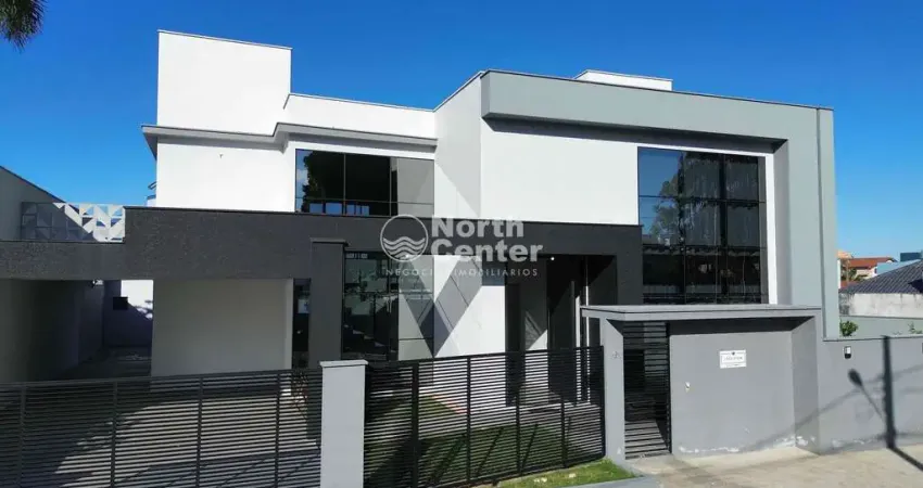 Sobrado alto padrão para sua família, com piscina e próximo ao mar, à Venda, Ubatuba , São Francisc