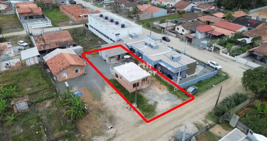 2 casas à venda no mesmo terreno,  centro de balneário barra do sul, sc