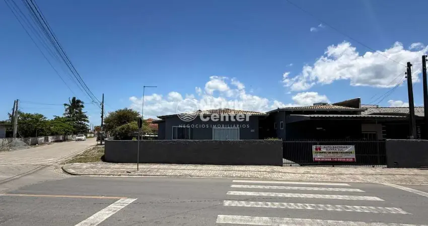 Casa para locação com sala comercial, bairro centro, balneário barra do sul, sc