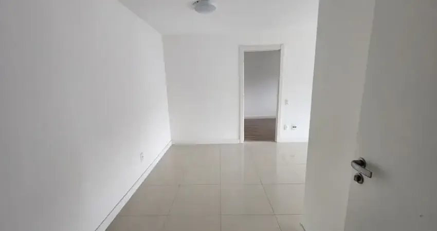 Apartamento com 2 quartos à venda na Avenida Abraham Medina, Barra da Tijuca, Rio de Janeiro