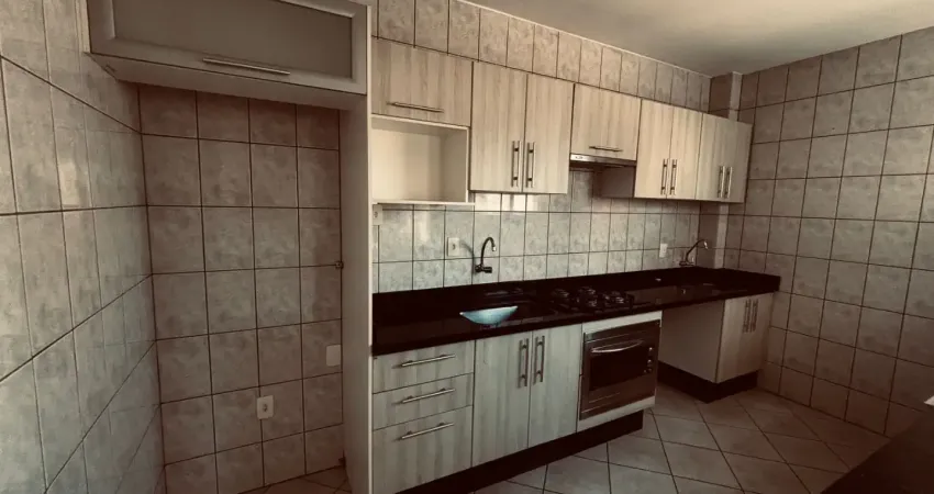 Oportunidade no kobrasol – próximo ao supermercado imperatriz! apartamento com excelente localização, ideal para quem busca morar bem ou investir com segurança.