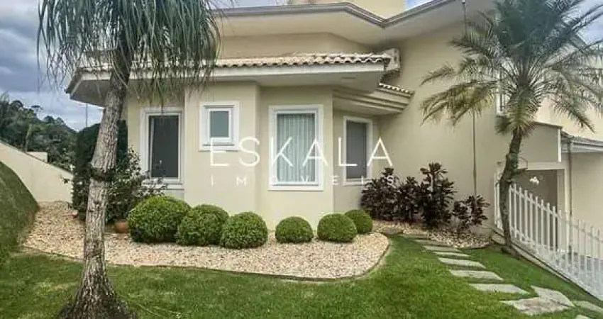 Casa alto padrão semi-mobiliada com 01 suíte + 02 quartos | amizade - jaraguá do sul