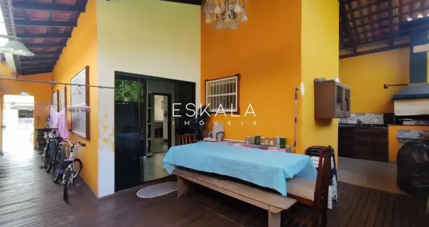 Casa semi-mobiliada com 01 suíte + 01 quarto | ilha da figueira - guaramirim