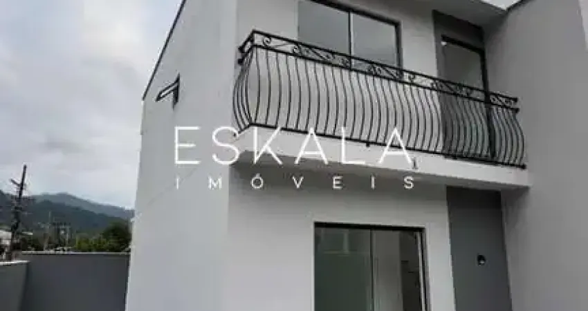 Casa geminada com 02 dormitórios, sendo 02 suítes - bairro são luís, jaraguá do sul