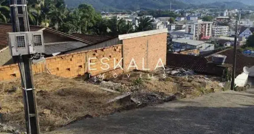 Terreno à venda no Centro, Guaramirim