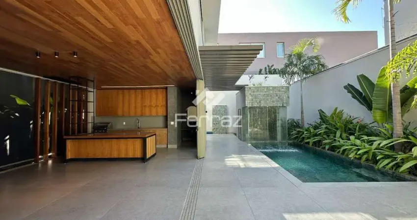 Casa em condomínio fechado à venda, 4 suítes, 5 vagas, Condomínio Bosque Karaíba - Uberlândia/MG