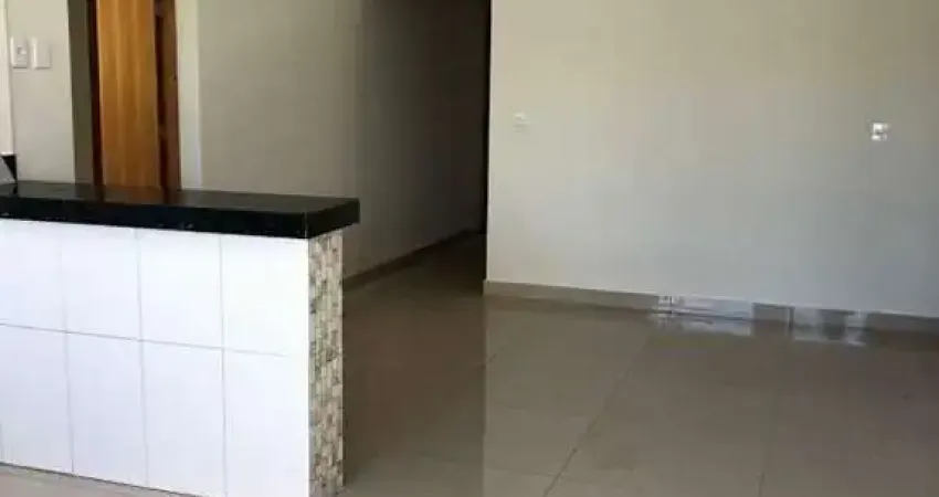 Excelente casa à venda no Bairro Santa Rosa em Uberlândia