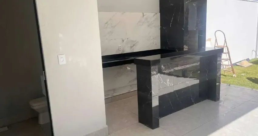Casa com 4 quartos à venda no Novo Mundo, Uberlândia 