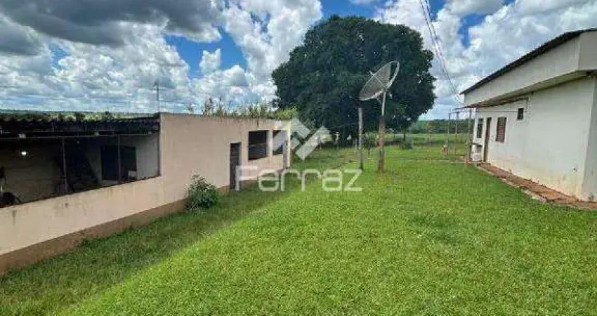 Sítio à venda, 3 quartos, Estrada do Campo Florido - Uberlândia/MG