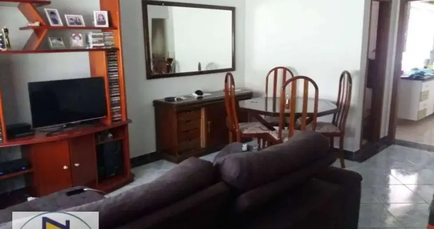 Sobrado com 2 vagas de garagem  em condomínio fechado, com 3 dormitórios (suíte). Bairro dos Casas - São Bernardo do Campo/SP